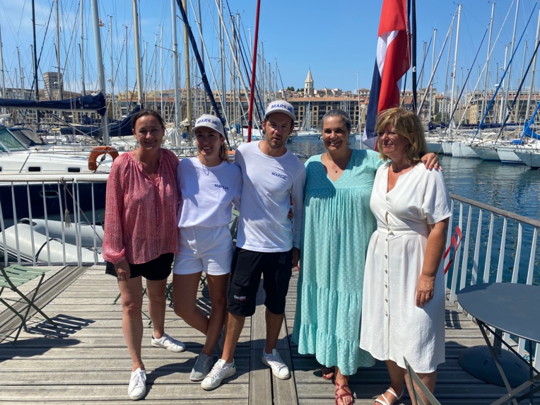 Une régate qui permet aux jeunes de découvrir la voile et les valeurs du sport avec le skippeur Christopher Pratt.