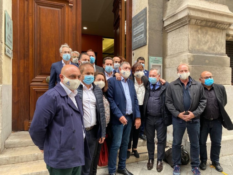 UMIH et acteurs économiques tournent le dos au ministre ! UMIH et acteurs économiques tournent le dos au ministre !