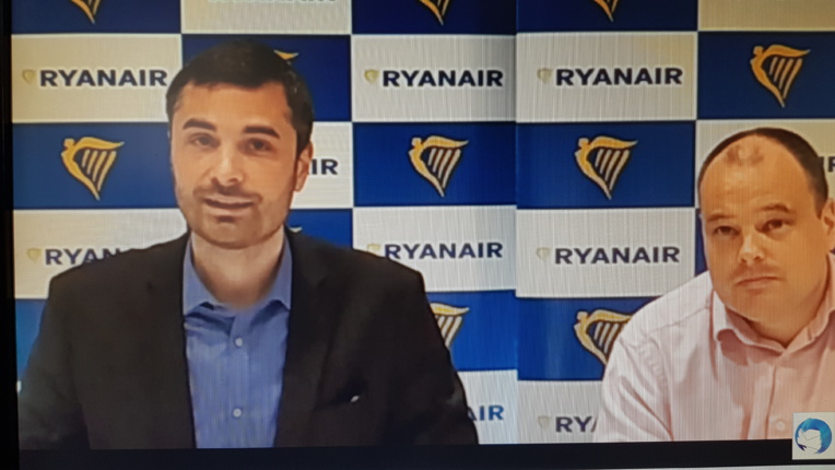 Julien Tranchant et Dara Brady renouvellent leur confiance dans l'aéroport Marseille Provence en ajoutant un nouvel avion (photo : F.Dubessy)