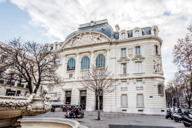 Le siège historique de la Caisse d’Epargne CEPAC à Marseille©Joël Assuied