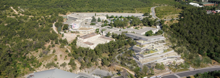 Vue aérienne du campus  Kedge Business School de Luminy©DR