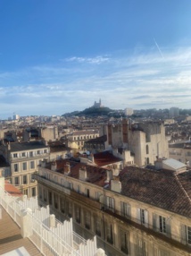 Vue du restaurant Ciel, deuxième site de The Babel Community à Marseille Vue du restaurant Ciel, deuxième site de The Babel Community à Marseille