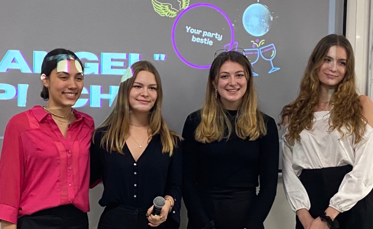 1er prix du marathon entrepreneurial de l’Essca school of management : le projet Angel porté par ce groupe d’étudiantes©DR