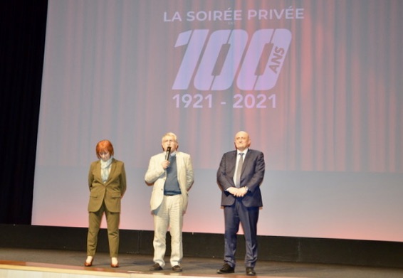 Mireille Corte, petite-fille de Lazare Ponticelli, Pierre Trabet-Ponticelli, petit-fils de Céleste président du Conseil de surveillance et Daniel Ponticelli, secrétaire général. ©NBC