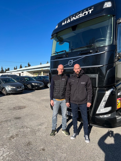 Franck et Patrick Maingot (de G à dte), deux frères qui ont fondé en 2005 leur entreprise de transport à 24 ans. ©DR Franck et Patrick Maingot (de G à dte), deux frères qui ont fondé en 2005 leur entreprise de transport à 24 ans. ©DR