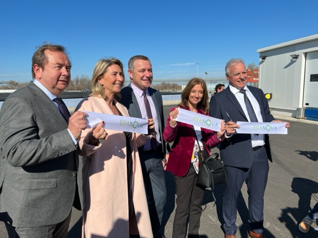 Inauguration du démonstrateur industriel d’Eranova ce 18 février en présence d’Isabelle Campagnola Savon, conseillère régionale Sud, de Martial Alvarez, maire de Port-Saint-Louis-du-Rhône et vice-président de la métropole AMP et d’Isabelle Patrier, directrice France de TotalEnergies. ©NBC Inauguration du démonstrateur industriel d’Eranova ce 18 février en présence d’Isabelle Campagnola Savon, conseillère régionale Sud, de Martial Alvarez, maire de Port-Saint-Louis-du-Rhône et vice-président de la métropole AMP et d’Isabelle Patrier, directrice France de TotalEnergies. ©NBC