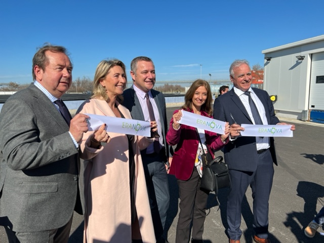 Inauguration du démonstrateur industriel d’Eranova ce 18 février en présence d’Isabelle Campagnola Savon, conseillère régionale Sud, de Martial Alvarez, maire de Port-Saint-Louis-du-Rhône et vice-président de la métropole AMP et d’Isabelle Patrier, directrice France de TotalEnergies. ©NBC