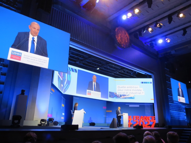 Pour Eric Trappier, président de l'UIMM, il ne suffit plus de parler de réindustrialiser, il faut le faire. (photo JC Barla) Pour Eric Trappier, président de l'UIMM, il ne suffit plus de parler de réindustrialiser, il faut le faire. (photo JC Barla)