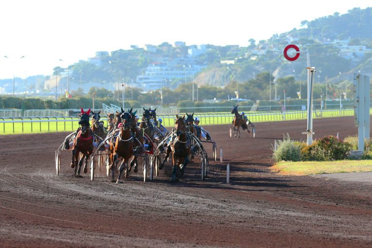 Photo©Hippodrome de Marseille/Phoceo Photo©Hippodrome de Marseille/Phoceo
