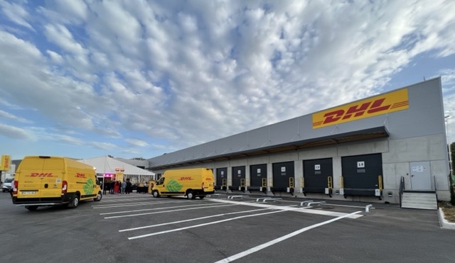 La nouvelle plate-forme DHL de 3 600 m2 dédiée au fret conventionnel palettisé de 52 kg à 2 tonnes. ©NBC