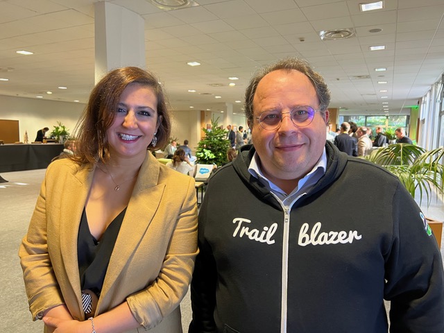 Stéphanie Pussiau, directrice du développement régional de Salesforce en France et David Marchand, Pdg de Traxens. ©NBC
