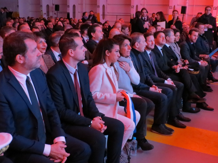 Ministres actuels et anciens, élus locaux, parlementaires... Corsica Linea a affiché la réussite de son "pari fou" devant un gratin de personnalités (Photo JC Barla) Ministres actuels et anciens, élus locaux, parlementaires... Corsica Linea a affiché la réussite de son "pari fou" devant un gratin de personnalités (Photo JC Barla)