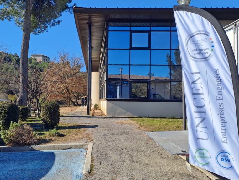 Le nouveau siège régional de l’Unicem se niche dans le bât E des « Jardins de la Duranne » à Aix-en-Provence. (Photo JC Barla)