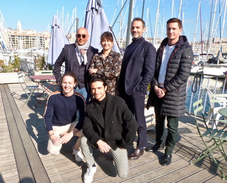 Au 2e rang, de g à dr : Christophe Baralotto, Carole Benarroche, Charles Richardson (Provence Angels), Nelson Lukes (K-Motors). Au 1er rang : Antoine Agnetti et Raphaël Coulmeau (Wilout). Photo©MOH. Au 2e rang, de g à dr : Christophe Baralotto, Carole Benarroche, Charles Richardson (Provence Angels), Nelson Lukes (K-Motors). Au 1er rang : Antoine Agnetti et Raphaël Coulmeau (Wilout). Photo©MOH.