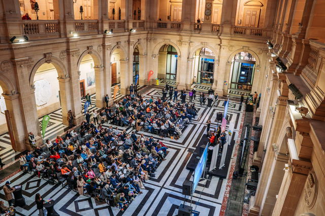 Lors de la restitution du « Monde des Possibles » 2023, au Palais de la Bourse©Steph Costes