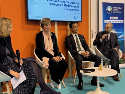 Marie-Caroline Laurent, Christine Rosso, Wassim Daoud et Erminio Eschena réunis sur le salon Euromaritime. ©NBC