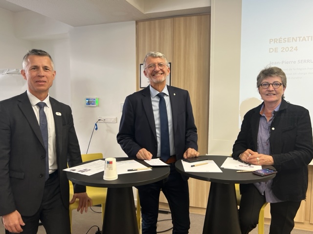 Karim Touati, Directeur territorial de SNCF Réseau, Jean-Pierre Serrus, vice-président de la Région Sud chargé des transports et de la mobilité durable et Agnès Mouttet-Lamy, directrice régionale SNCF Gares et Connexions. ©NBC