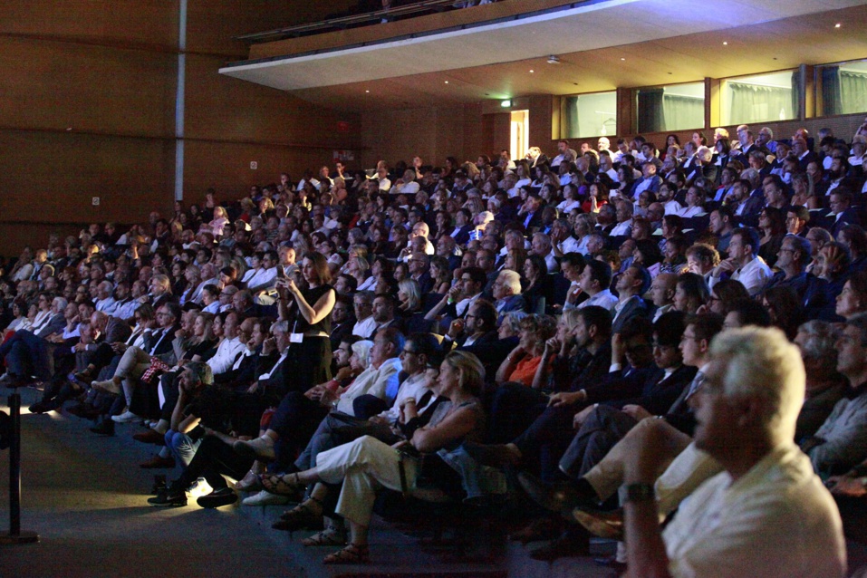 UPE13 : une assemblée générale en marche UPE13 : une assemblée générale en marche