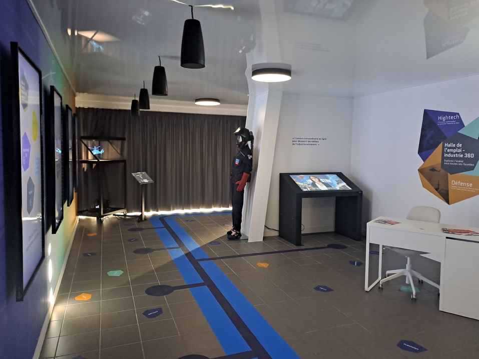 Un espace immersif et ludique pour découvrir les métiers de l'industrie (Photo JC Barla)