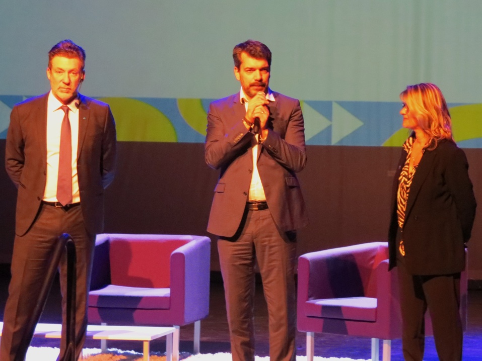 Philippe Berutti (CCIAMP), Loïc Gachon (maire de Vitrolles) et Fabienne Ferren (CCIAMP) ont insisté sur le "rayonnement" du monde économique de l'étang de Berre pour toute la métropole. (Photo JC Barla)