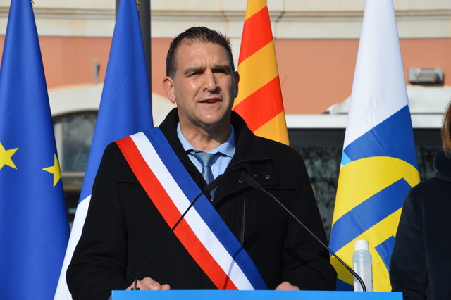 Hervé Granier, le nouveau maire de Gardanne inaugurant le pôle d’échange multimodal de Gardanne le 6 janvier s’est exprimé sur l’avenir de son territoire marqué par la fermeture de la centrale à charbon et la cession d’Alteo demain. ©NBC