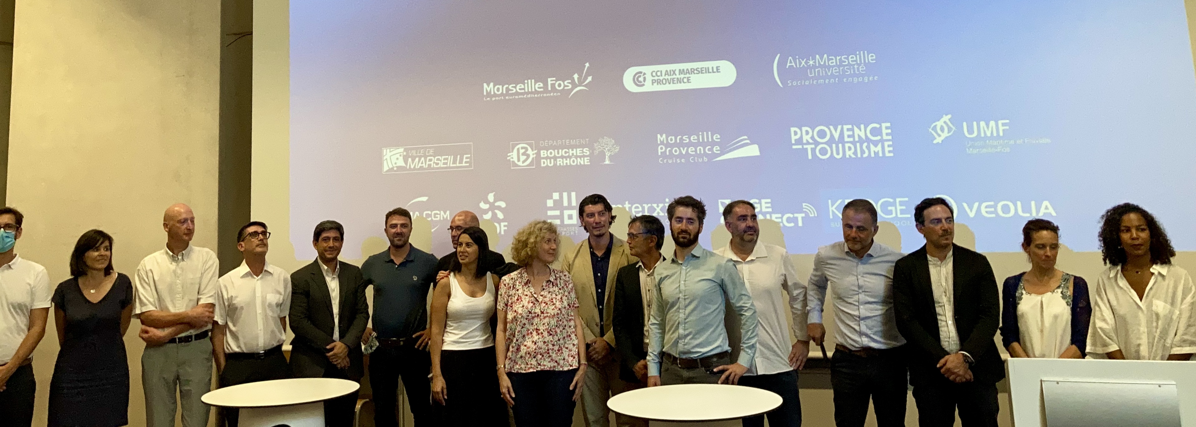 Les défis du Smartport Challenge sont portés par EDF, CMA CGM, Veolia, Interxion, Hammerson – Les Terrasses du Port, NGE Connect, Port de Marseille Fos/UMF, Ville de Marseille, Conseil Départemental des Bouches-du-Rhône/Club de la Croisière Marseille Provence/Provence Tourisme. Les défis du Smartport Challenge sont portés par EDF, CMA CGM, Veolia, Interxion, Hammerson – Les Terrasses du Port, NGE Connect, Port de Marseille Fos/UMF, Ville de Marseille, Conseil Départemental des Bouches-du-Rhône/Club de la Croisière Marseille Provence/Provence Tourisme.