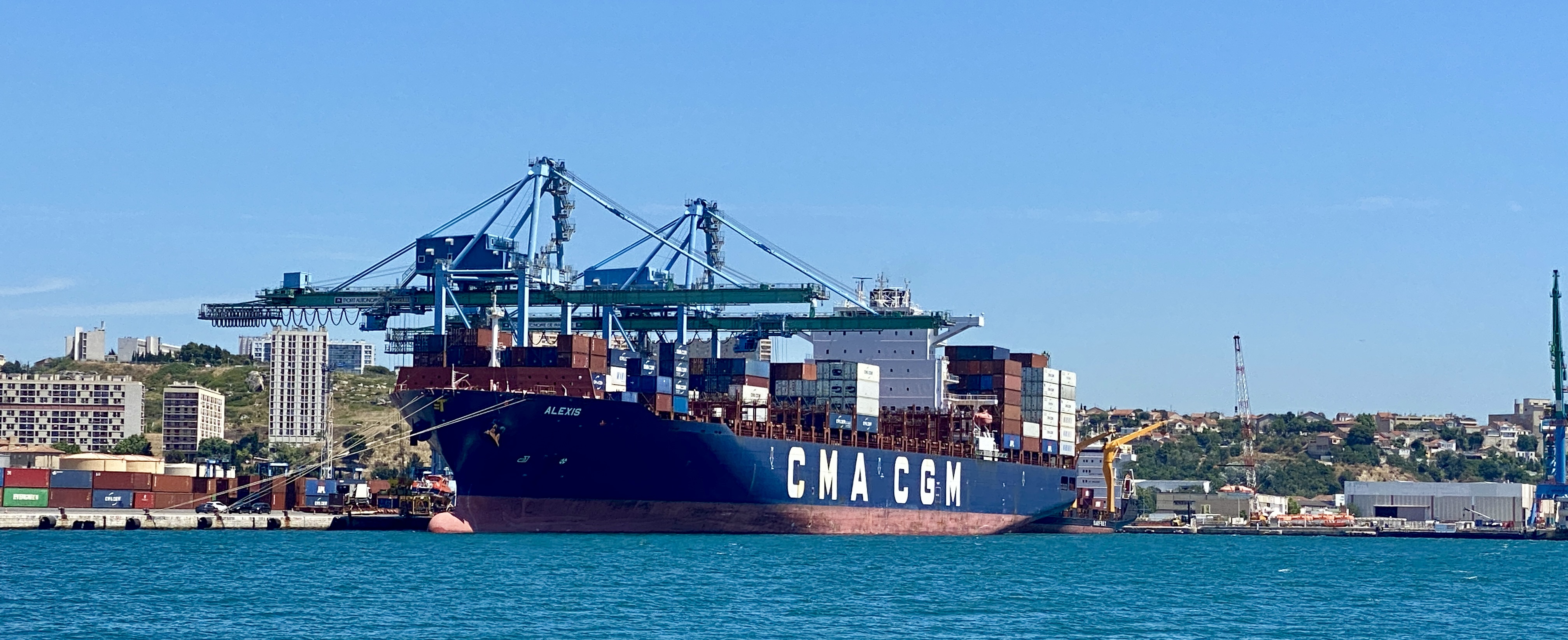 CMA CGM a lancé fin 2020 un service conteneurisé (TMX2) connectant Marseille aux ports d’Italie, de Turquie et d’Algérie. ©NBC CMA CGM a lancé fin 2020 un service conteneurisé (TMX2) connectant Marseille aux ports d’Italie, de Turquie et d’Algérie. ©NBC