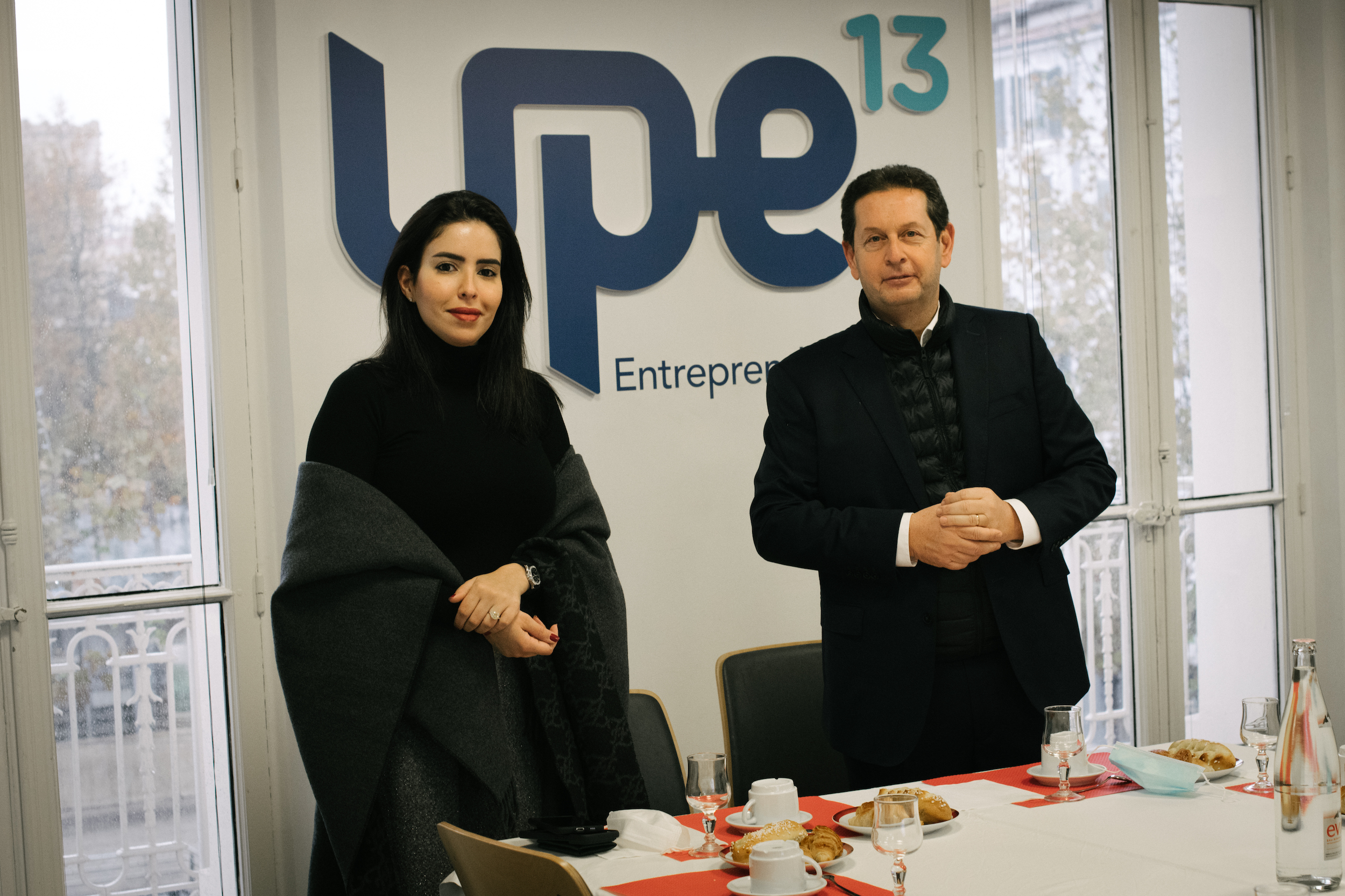 Hend Al Otaiba, ambassadrice des Émirats arabes unis en France, et Philippe Korcia, président de l'Upe 13