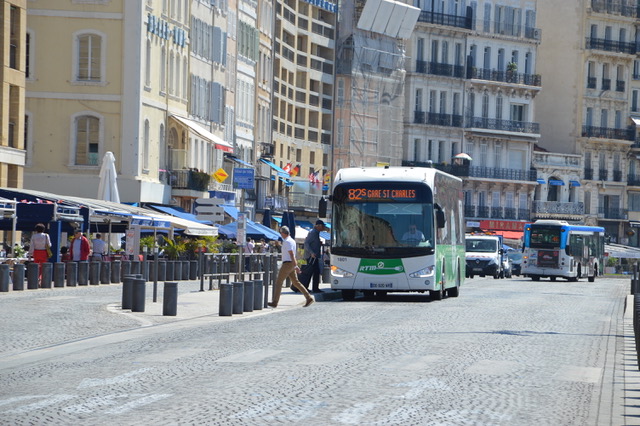 Six ans après le lancement de la première ligne de bus électrique à Marseille, la 42 va passer aussi à l'électrique courant janvier. ©NBC