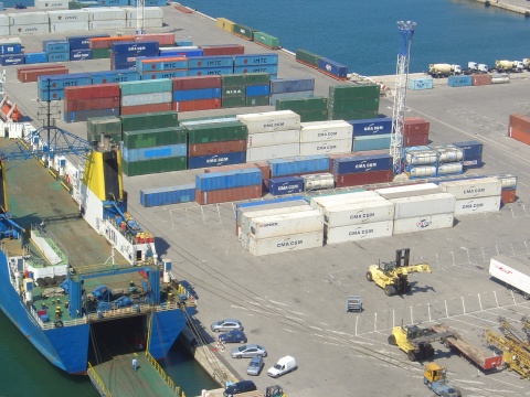 Les investissements étrangers se multiplient dans la région Provence-Alpes Côte d'Azur, avec par exemple celui de Cloud Fret, qui facilite le courtage de fret (photo: F.Dubessy) Les investissements étrangers se multiplient dans la région Provence-Alpes Côte d'Azur, avec par exemple celui de Cloud Fret, qui facilite le courtage de fret (photo: F.Dubessy)