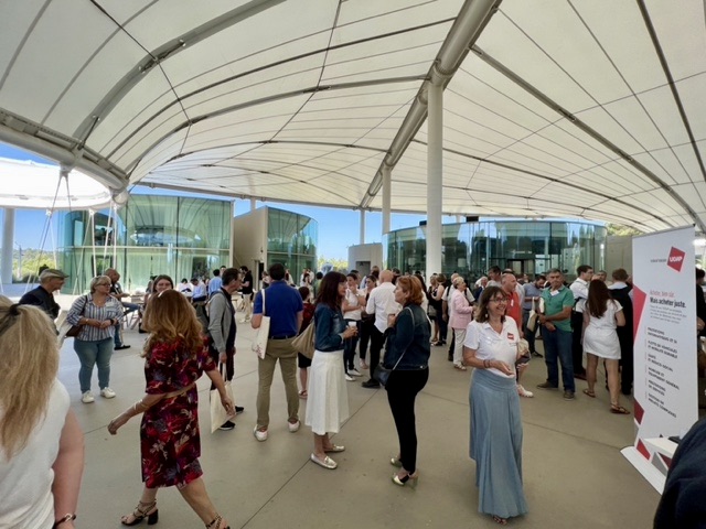 Plus de 200 participants invités par l’UGAP sont réunis le 31 mai dernier à thecamp pour une journée sous le signe des territoires et de la mobilité. ©NBC