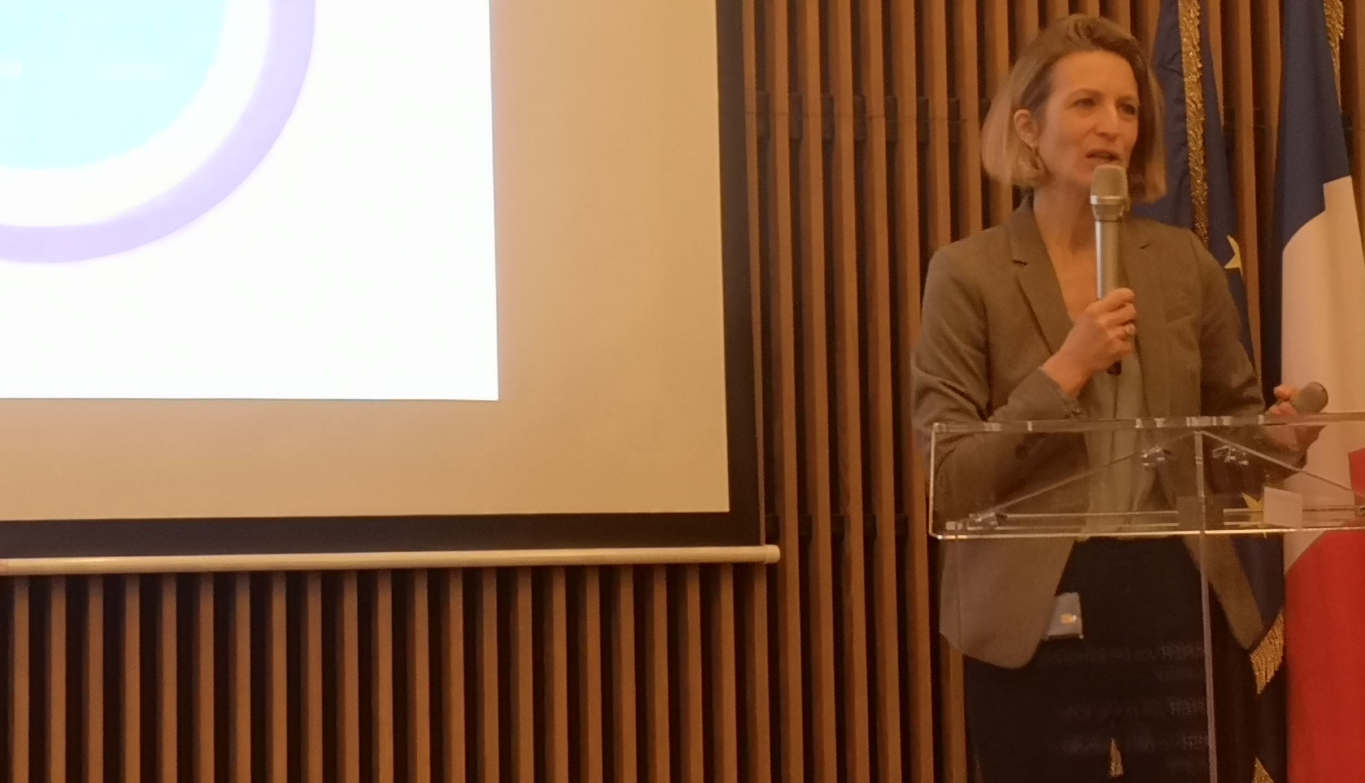 Lucie Hallonet-Sauze, responsable des services Entreprises