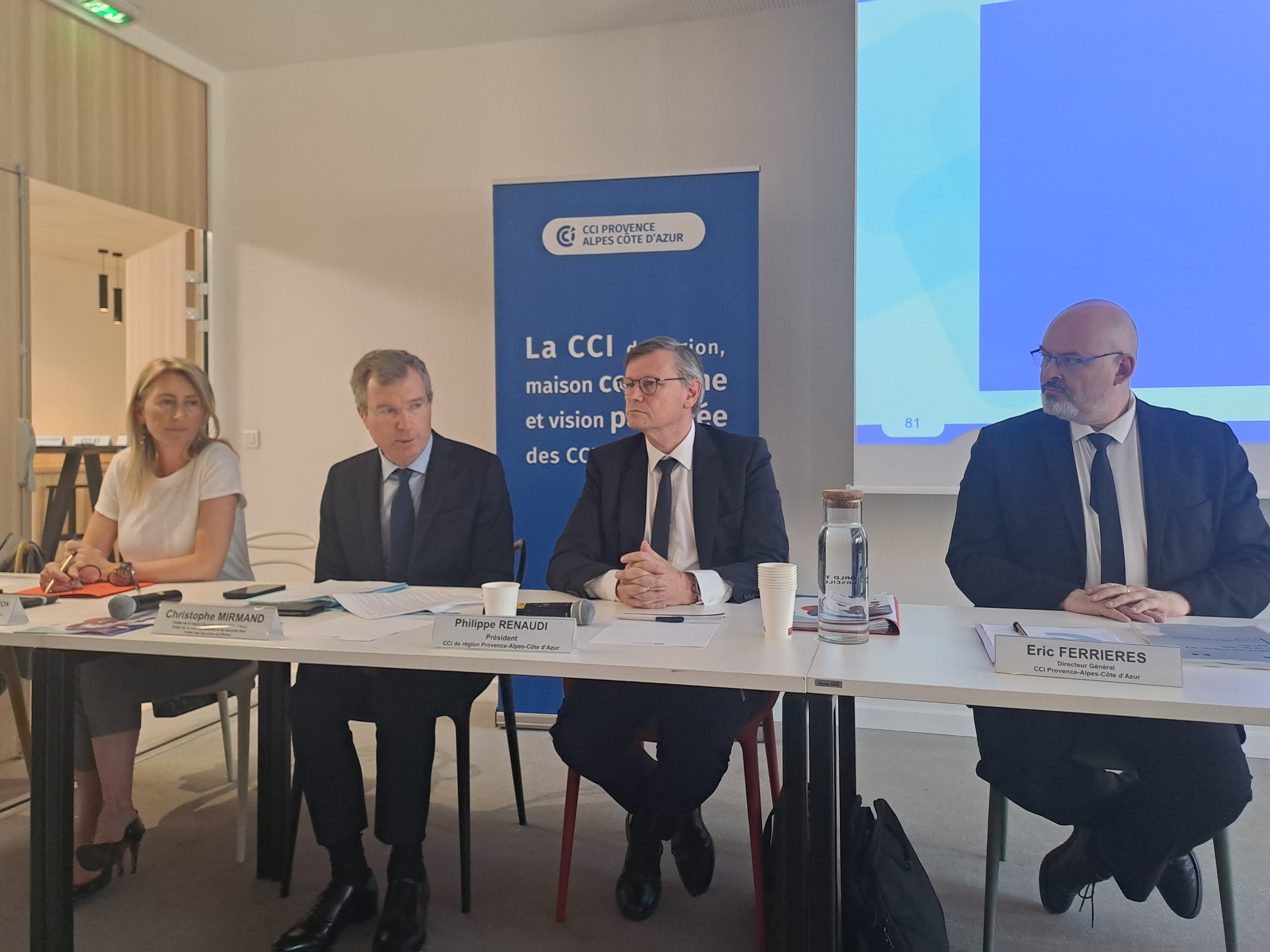 I.Campagnola-Savon (Région Sud), Ch.Mirmand (Préfet), Ph.Renaudi (CCI de Région) et Eric Ferrières (DG CCI de Région) louent leur proximité au service de l'économie régionale- (Photo JC Barla)