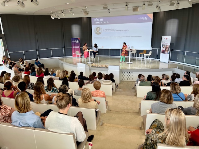Dominique Carlac’h et Laurence Freche ont pris la lumière le temps d’une matinée pour faire rayonner davantage l’entrepreneuriat féminin. ©NBC