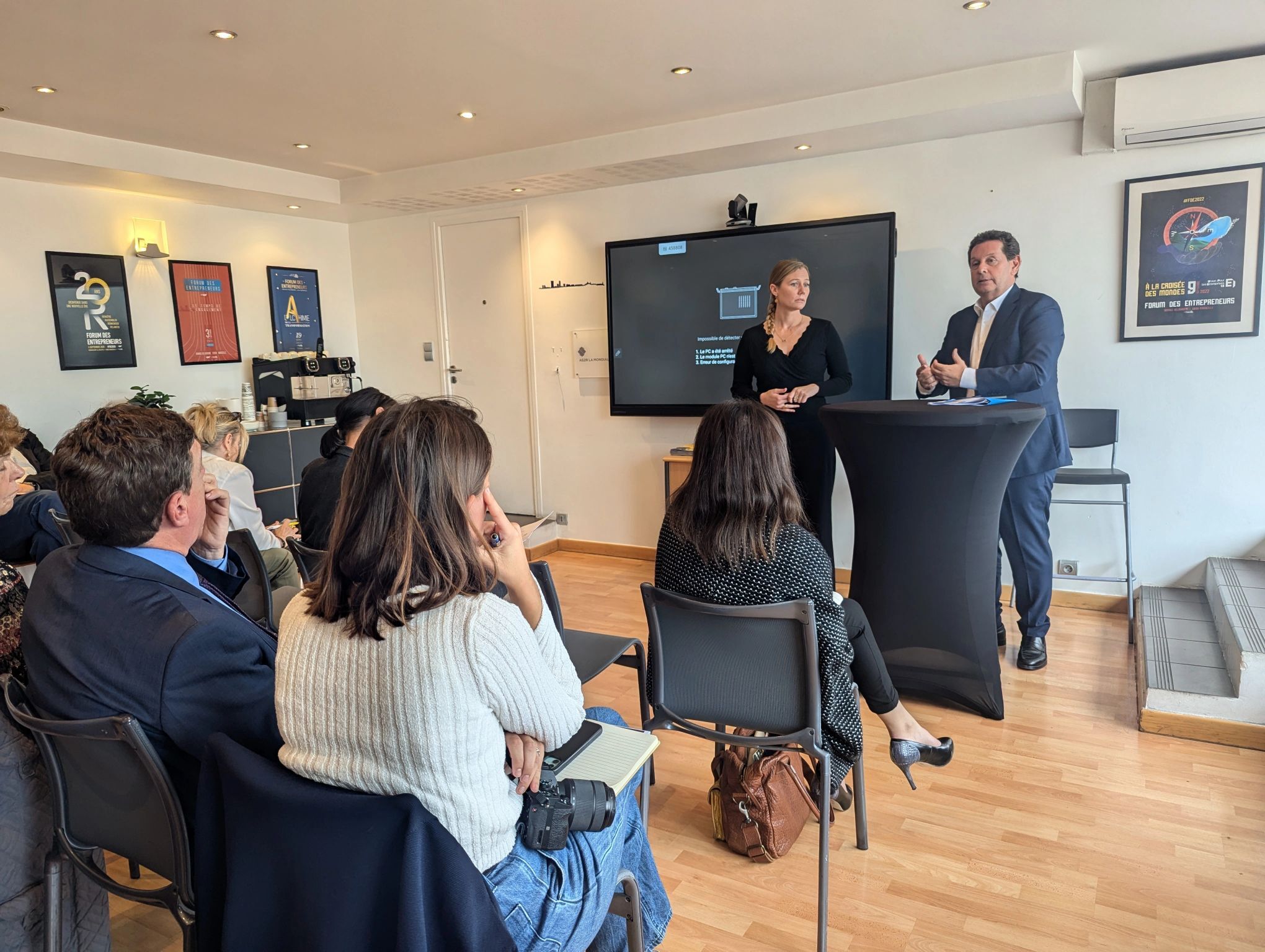 Marie Tors, coprésidente du Comex 40 et Philippe Korcia, président de l'UPE 13 © Upe 13 Marie Tors, coprésidente du Comex 40 et Philippe Korcia, président de l'UPE 13 © Upe 13