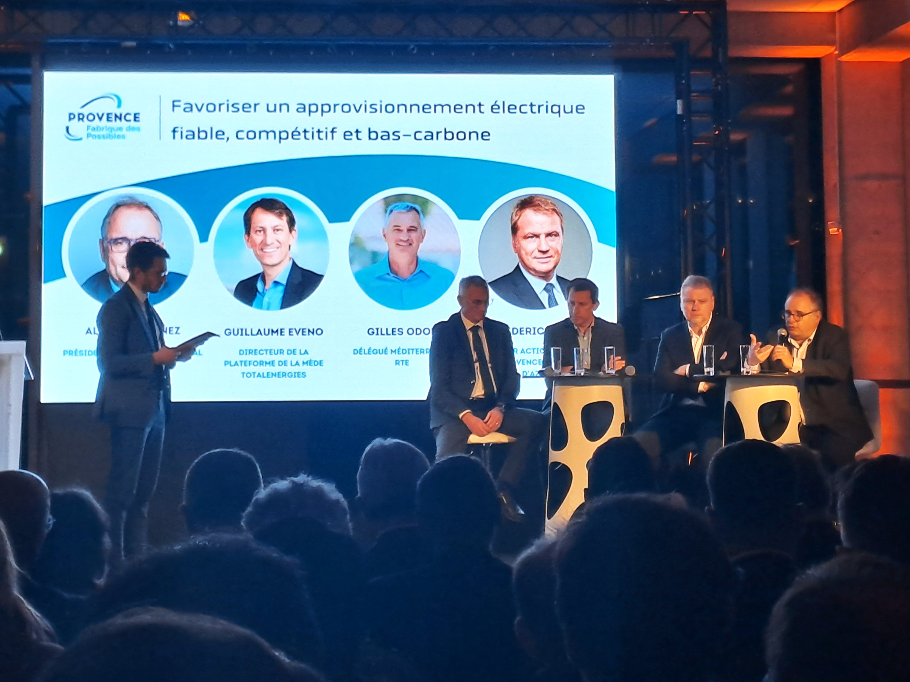 Les témoignages d'industriels attestent d'un territoire à la croisée des chemins pour son avenir économique © J-C Barla