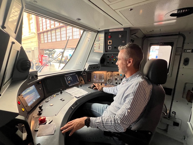 De la SNCF à Transdev… Les cheminots changent de voie. ©NBC
