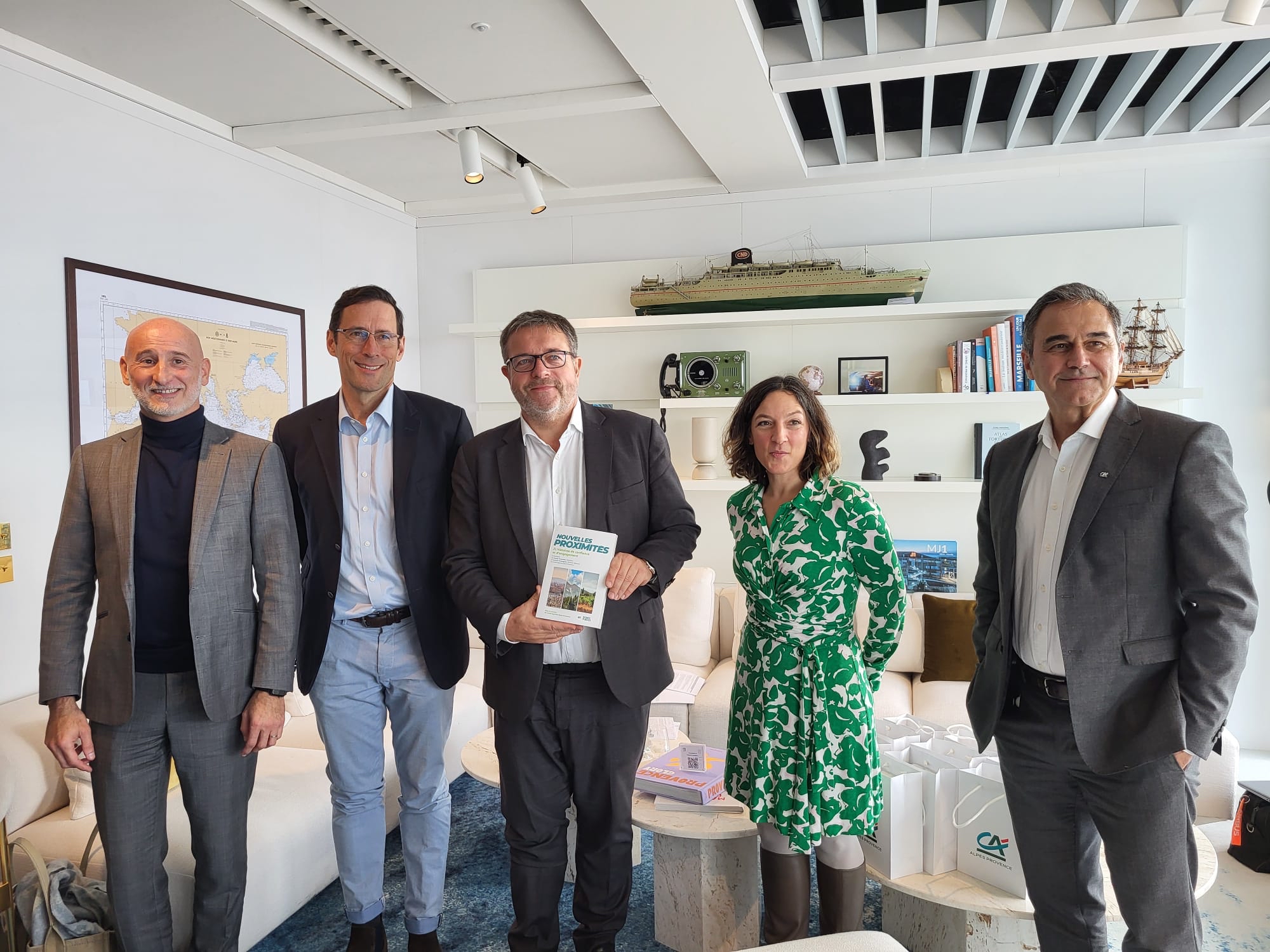 Jérôme Vuillemot, Directeur des investissements et développement des territoires du CAAP, Théophane Courau, Président Fatec Groupe, Laurent Fromageau, Directeur Général du CAAP, Florence Politi, Directrice d’investissements Sofipaca et Patrick Sgro, Directeur des marchés spécialisés du CAAP. © CAAP