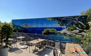 Le meilleur des calanques sur une fresque murale géante