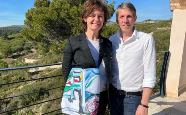  Anne-Sophie Haghebaert et Pierre Charlot ont lancé leur marque de sacs à main Hagen Bauer. ©NBC