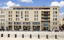 Invesco Real Estate acquiert les murs de l'hôtel Radisson Blu Vieux-Port