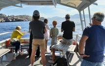 La dispersion des cendres en mer : un marché discret mais bien présent à Marseille